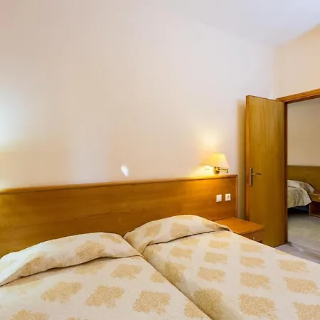 Summer Memories Aparthotel 3*