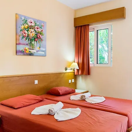 Aparthotel Summer Memories 3*