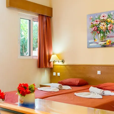 夏日回忆公寓式酒店