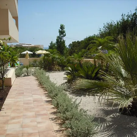 夏日回忆公寓式酒店 3* Pefki