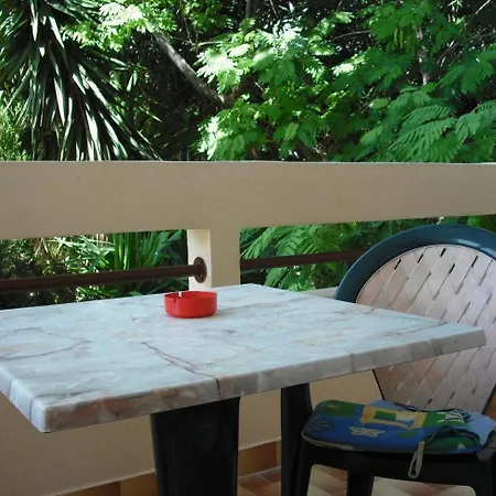 夏日回忆公寓式酒店 3* Pefki