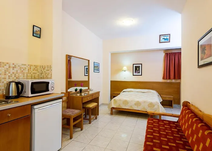 Summer Memories Aparthotel 3*