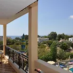 Summer Memories Апарт-отель 3*