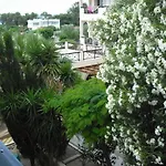 Summer Memories Апарт-отель 3*