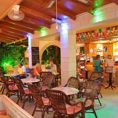 Apartmanhotel Summer Memories Pefki