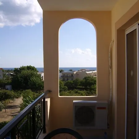 Summer Memories Apart Otel Pefki